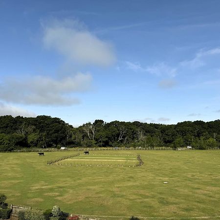 Balmer Lawn Brockenhurst Extérieur photo